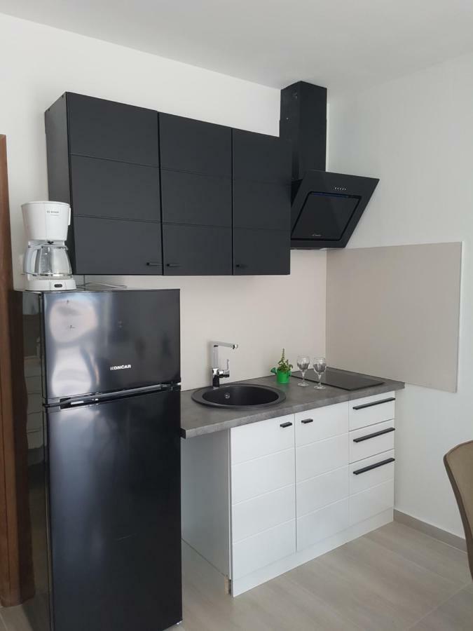 Apartmani Benjamin Bibinje Exterior foto